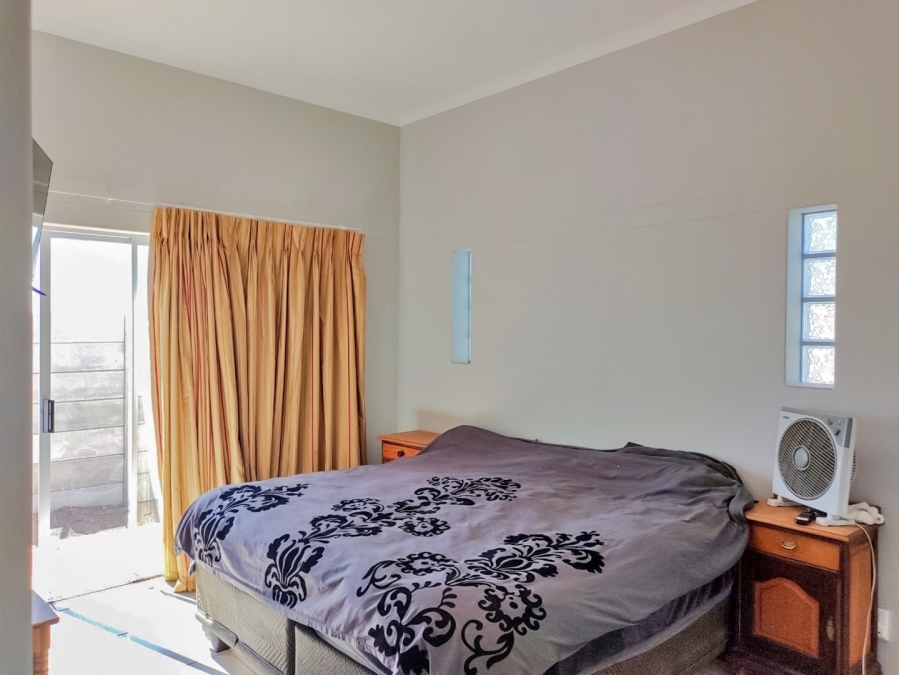 4 Bedroom Property for Sale in Laaiplek Western Cape